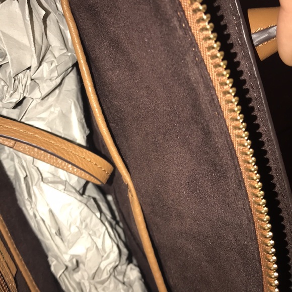 Michael Kors top handle tote bag - Picture 8 of 13